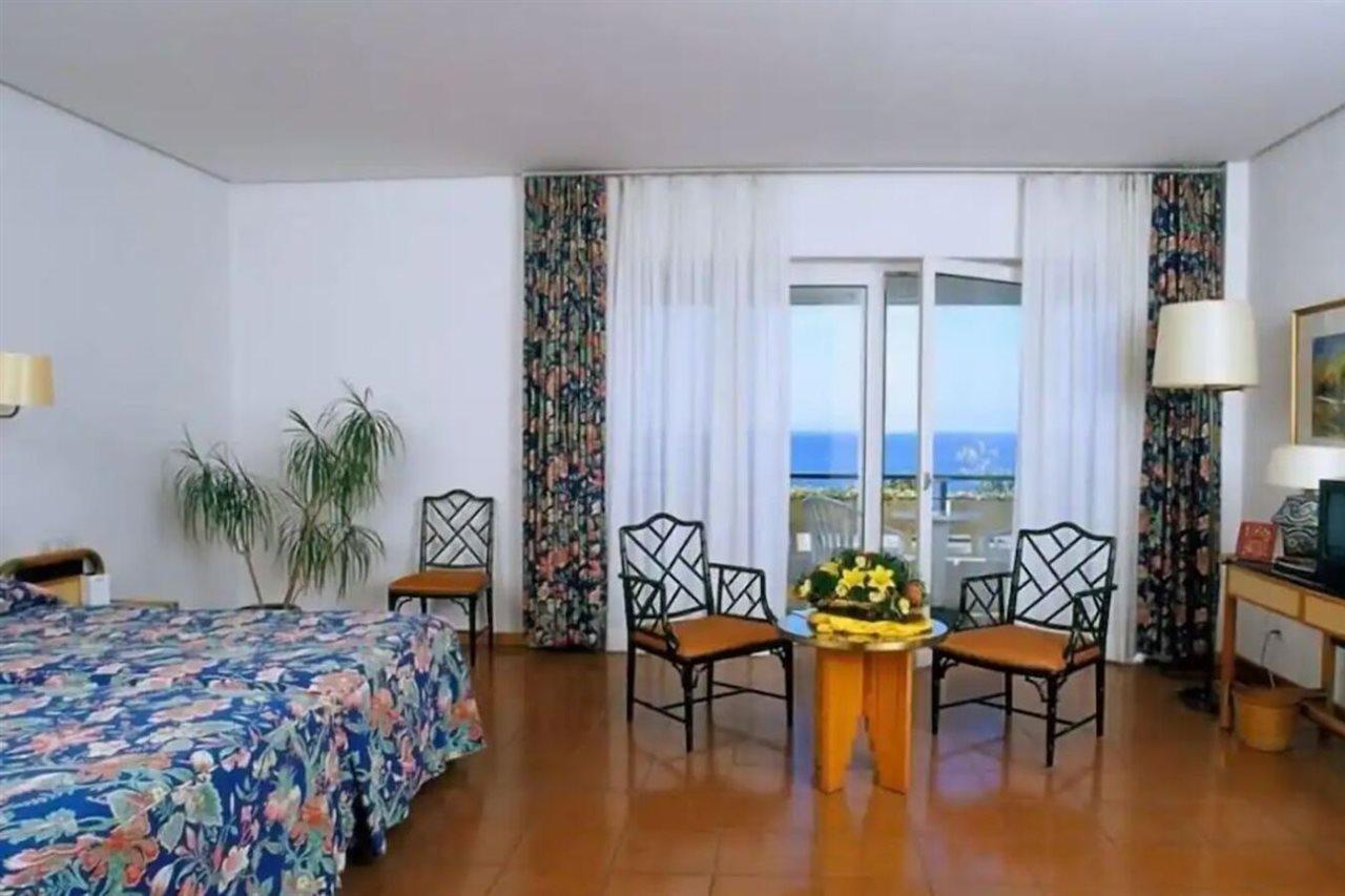 Parador De Сеута Экстерьер фото